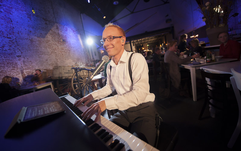 Pianist Jorgen Versteeg Luizter live pianomuziek